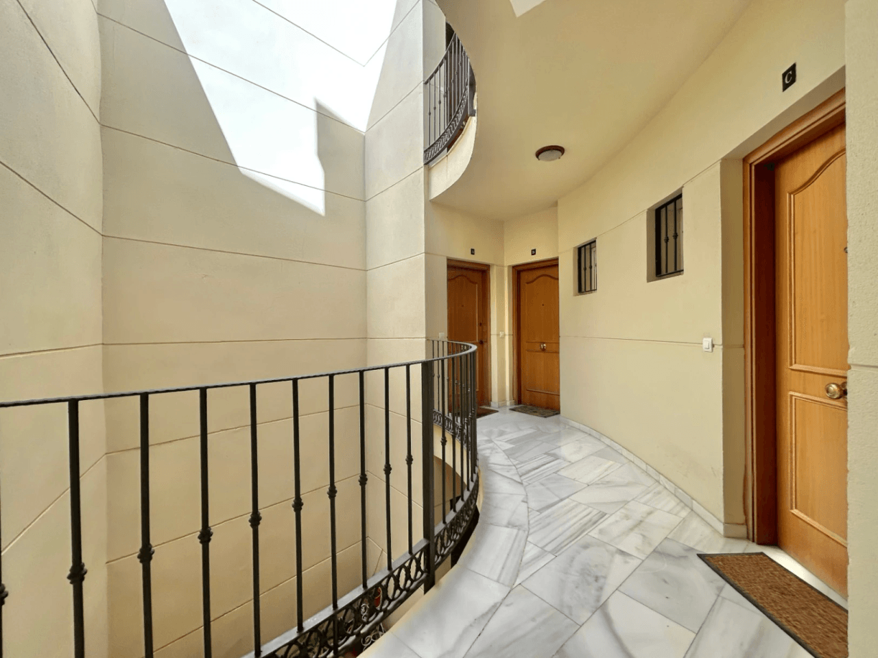 Apartment for sale with tourist license